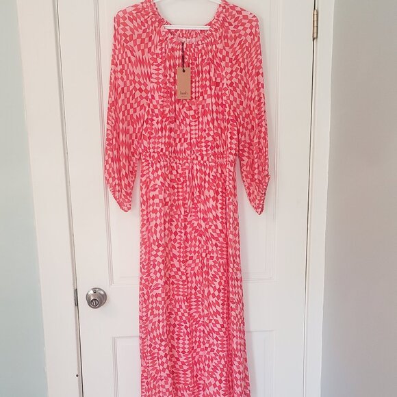 Hush UK Dresses & Skirts - Off shoulder midi dress